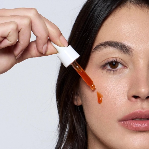 Application Sérum Bonne mine BIO - Endro Cosmétiques